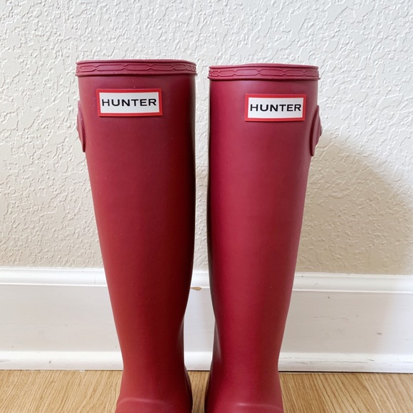 Tall Hunter Rain Boots - Picture 3 of 8